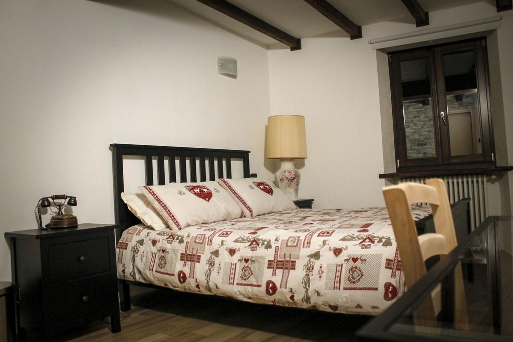 La Casa Dei Gatti Panzió Limone Piemonte Szoba fotó